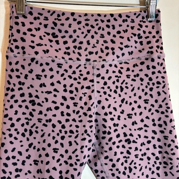 ZYIA Sz  2 Lavender Black Pattern Workout Exercise Activewear 7/8 Leggings - Picture 2 of 7